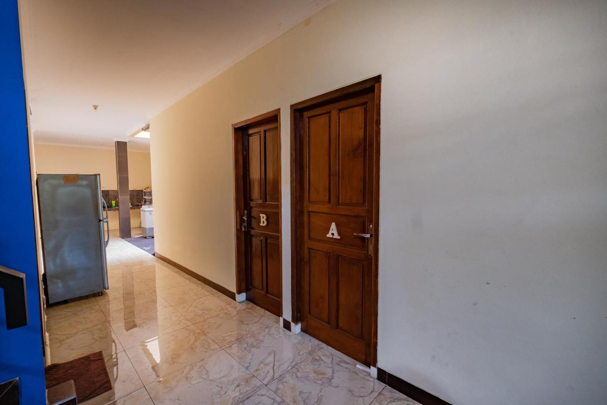 Oyo Life 2216 Griya Jakasetia