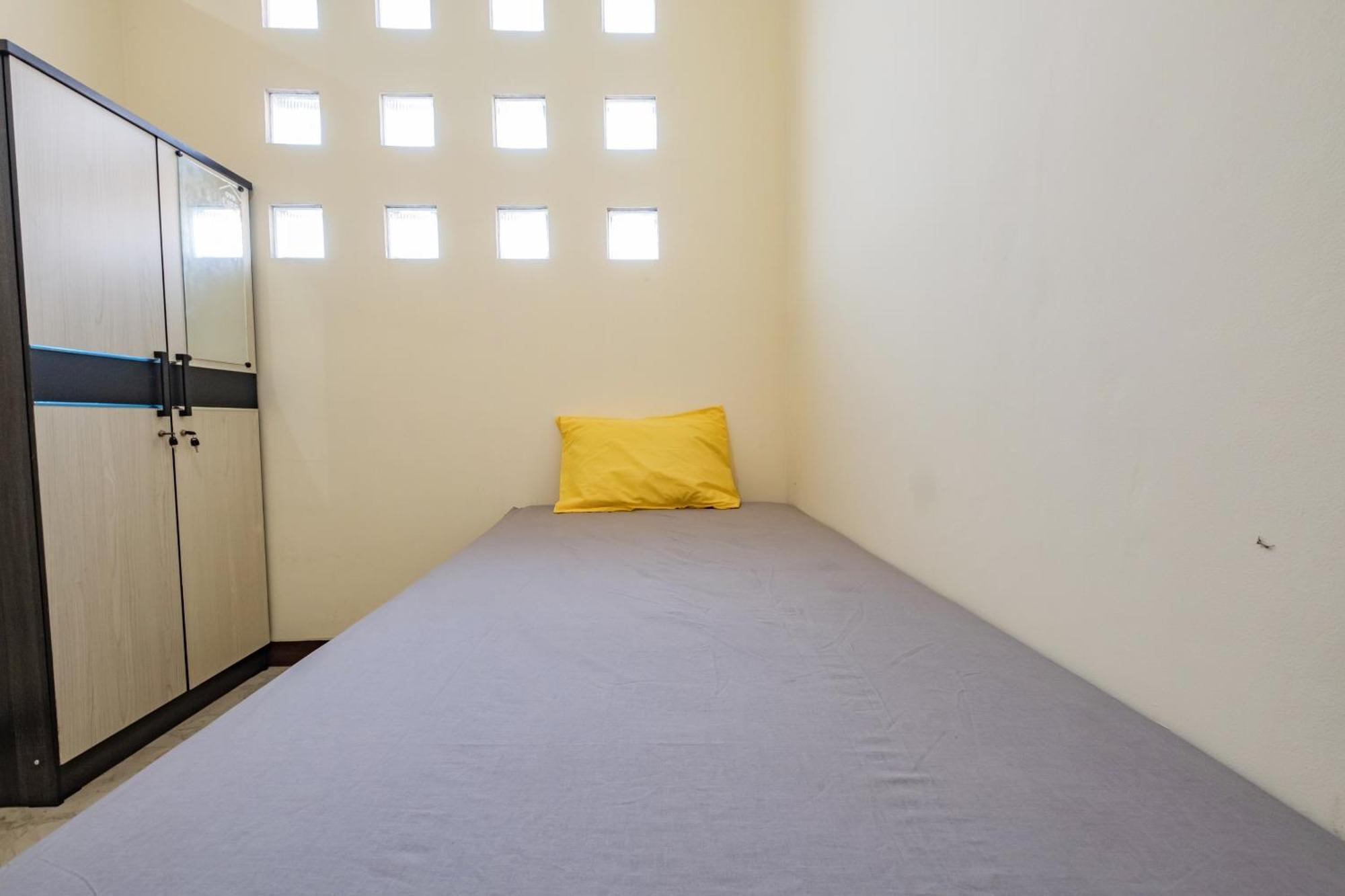 Hotel Oyo Life 2216 Griya Jakasetia